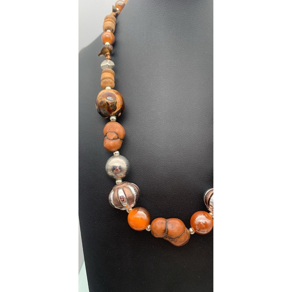 Silver Tone Stone Wood And Acrylic Chunky Boho Necklace 18-20 Inches - Picture 3 of 6